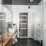 Fingerprint Tree Apartments - Delux